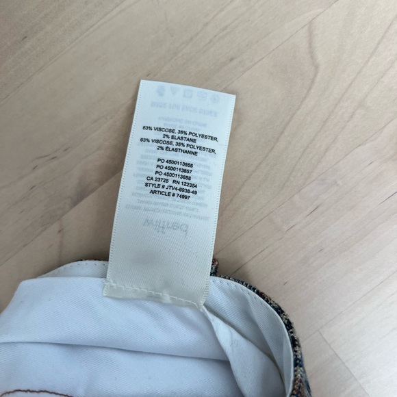 WILFRED | High Rise Plaid Trouser Pants - Picture 6 of 6